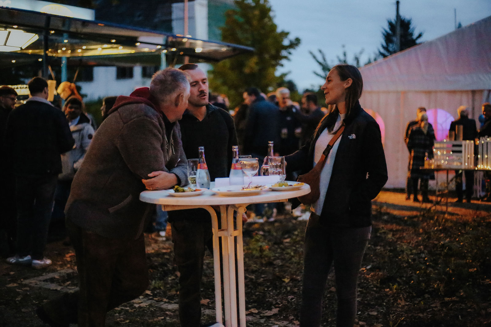 KOCH喜迎80周年慶典,潤邦股份致賀共啟新征程(圖3) KOCH喜迎80周年慶典,潤邦股份致賀共啟新征程(圖3)