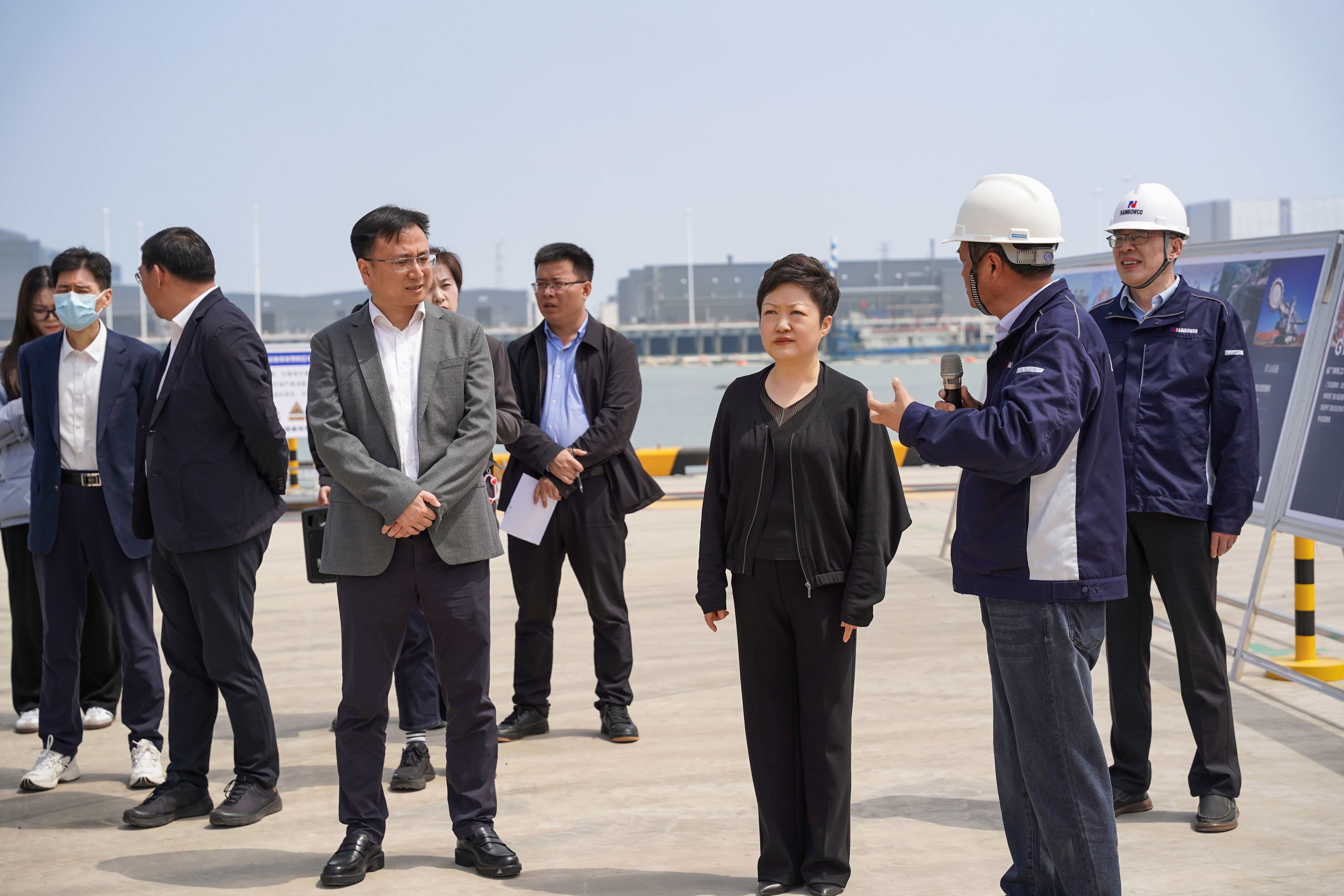 南通市委副書記、市長張彤一行調(diào)研潤邦智裝通州灣項(xiàng)目(圖1)